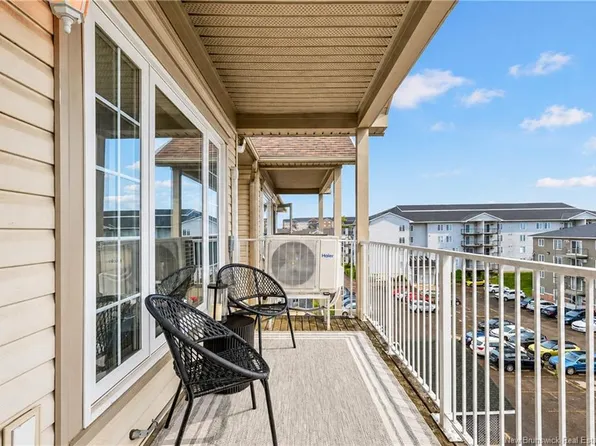 35 Lian St #20, Fredericton, NB E3C 0A8