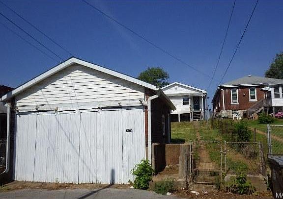 4th image of 3522 Bamberger Ave