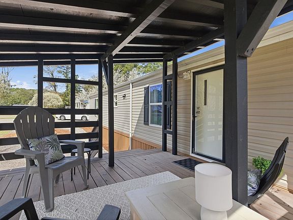 4th image of 120 Yale Pl.