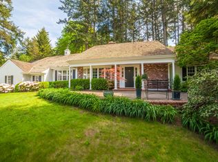 39 Hillshire Dr, Lake Oswego, OR 97034