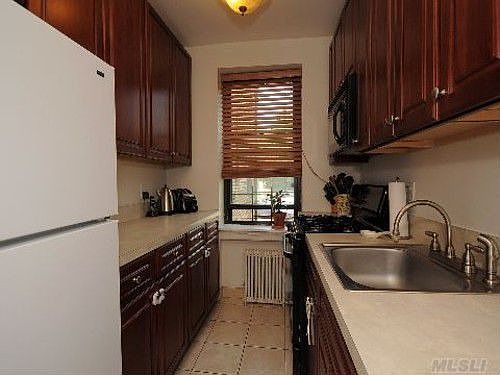2nd image of 1935 79th St