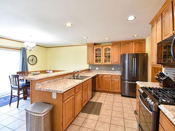 4th image of 3003 REVERE ROAD