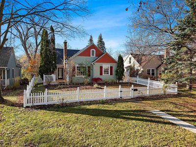 804 Allouez Ter, Green Bay, WI, 54301