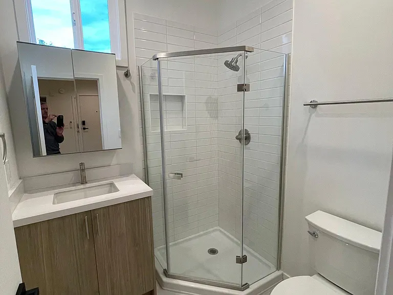 10516 Santa Monica Blvd #4 — Photo 14