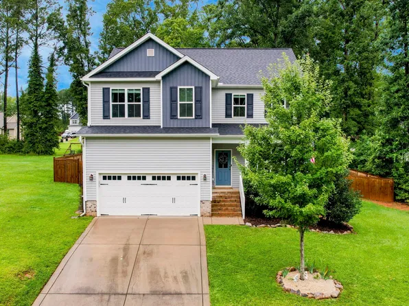 146 Shadowbark Dr, Garner, NC 27529