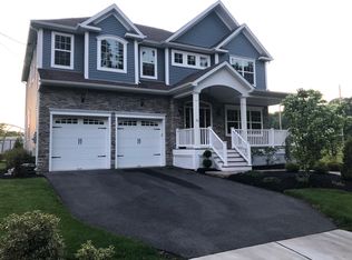 21 Lowell Ave, Metuchen, NJ 08840