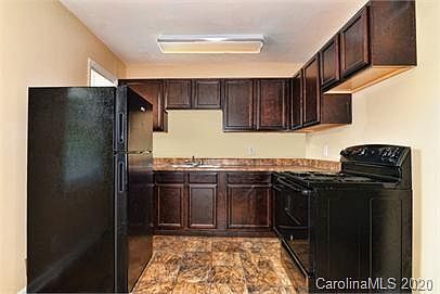 1st image of 1108 Sims Cir APT C