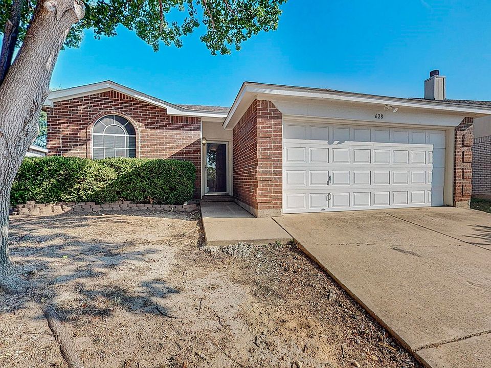 1st image of 628 Bluejay Dr
