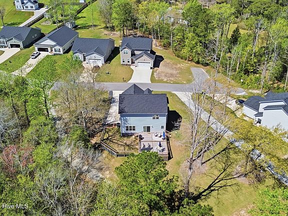 5th image of 206 Baker Road