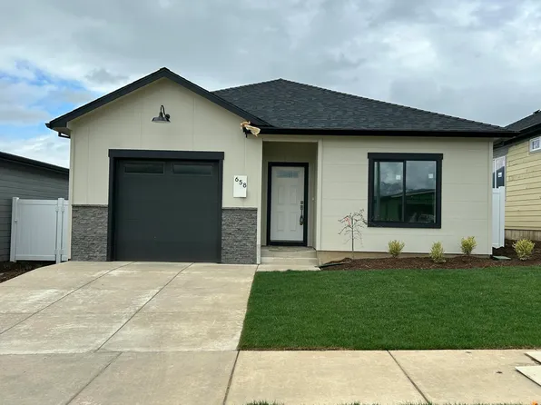 658 Terrazzo Way, Medford, OR 97501