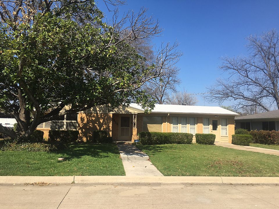 1st image of 3816 W Spurgeon St