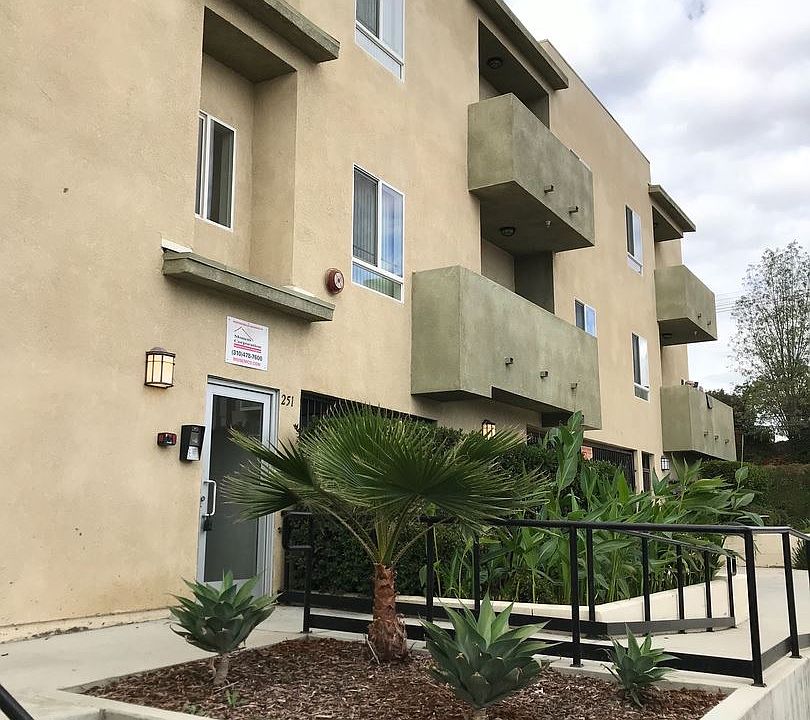 1st image of 251 Robinson St #14974856