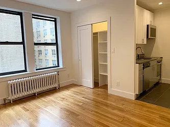 Rented by Rita S Citrin, LREB