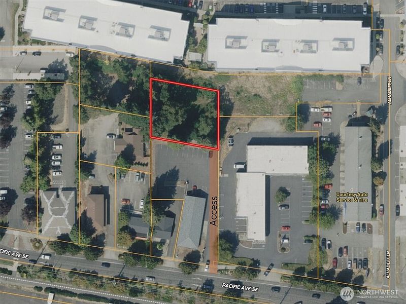 3rd image of 4468 Pacific Avenue SE