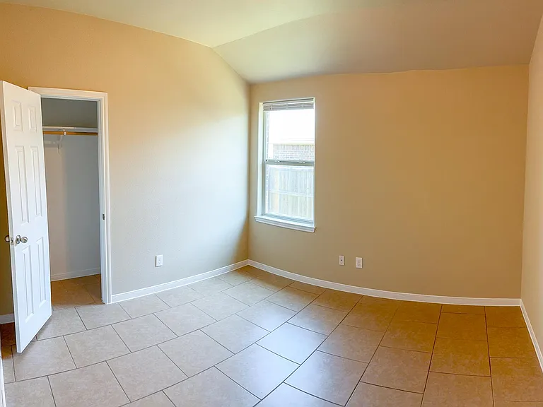 1203 Loyal Ln #B — Photo 16
