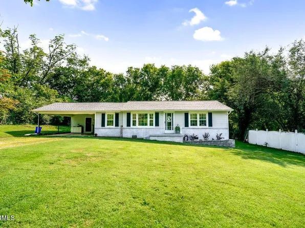 4924 Mooreland Heights School, Knoxville, TN 37920