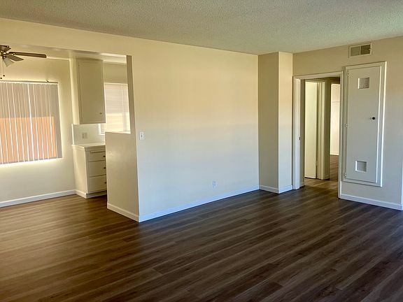 3rd image of 1170 Huntington Dr APT B5
