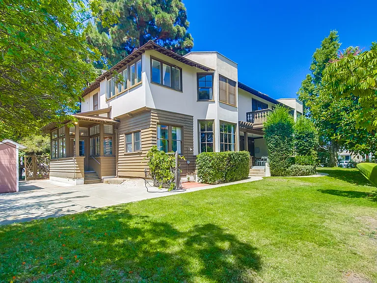 1005 Adella Ave — Photo 17