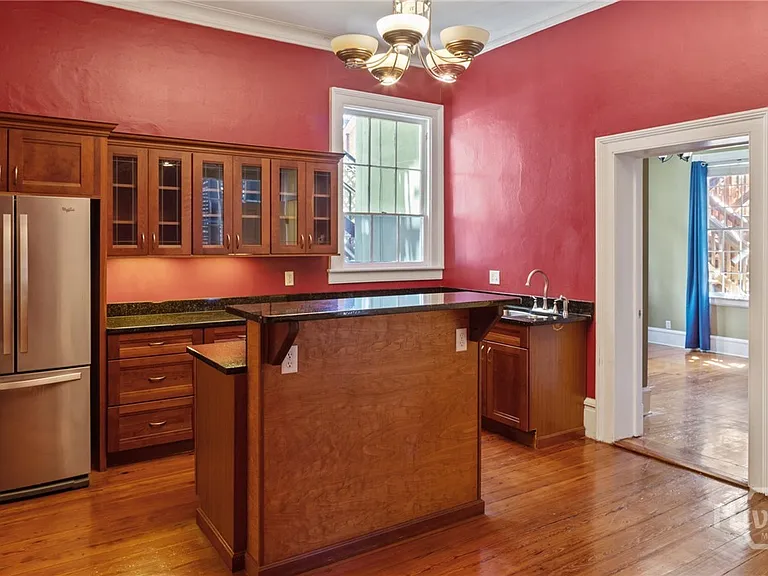 15 E Jones St #1B — Photo 18