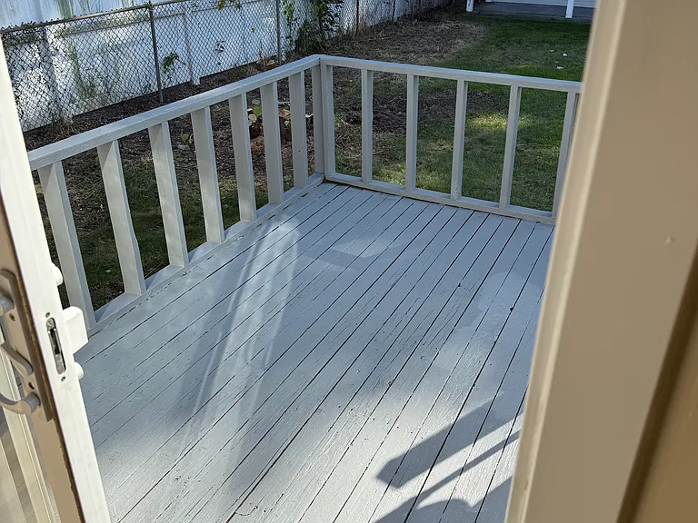 28585 Maplewood St — Photo 13