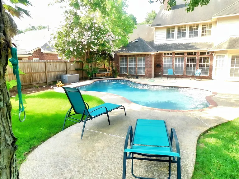 3814 Bayou Bend Ct — Photo 4