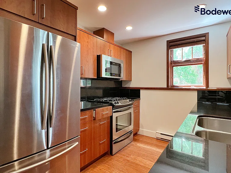 2507 W 8th Ave — Photo 6