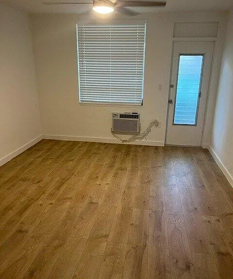 441 Collins Ave #6 — Photo 15