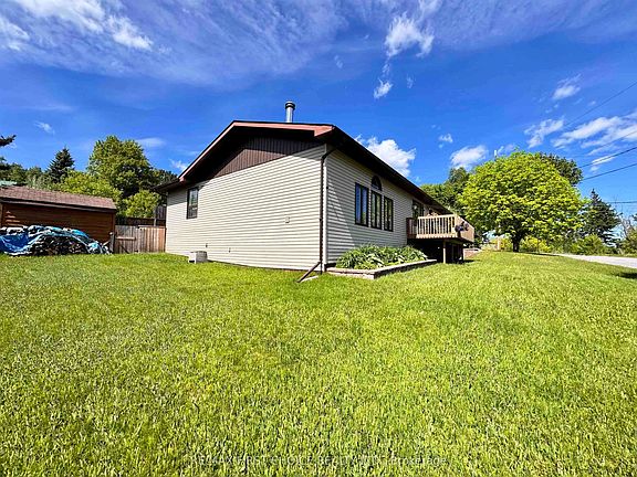 2nd image of 17 Kenora Rd