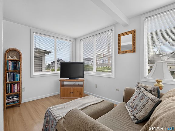 5th image of 34 Ridgewood Road