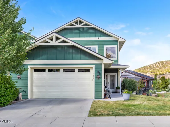 1255 Hawks Nest Ln, Gypsum, CO 81637