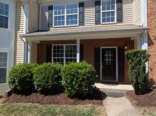 8211 Clasara Cir, Raleigh, NC 27613