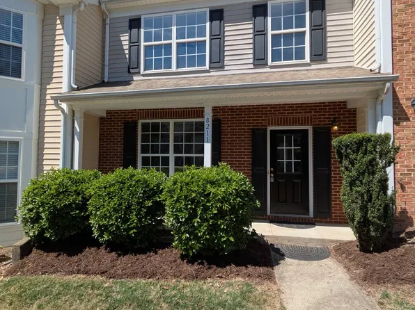 8211 Clasara Cir, Raleigh, NC 27613