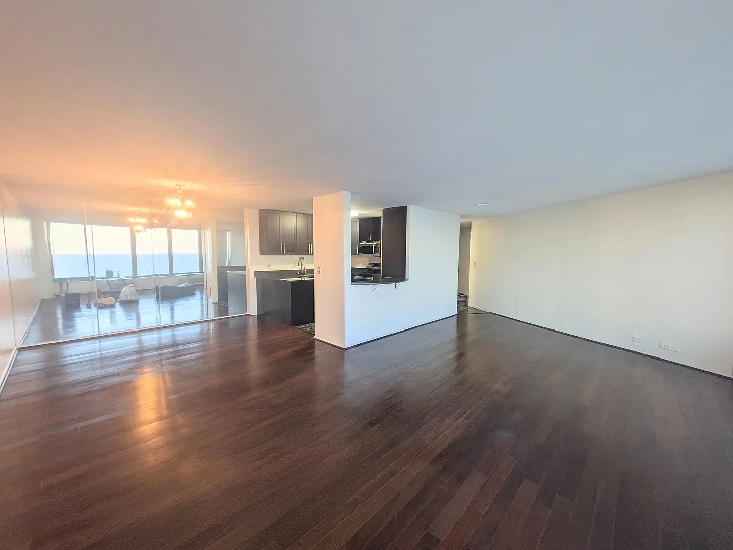 1 bed, 1100 sqft, $3,500 — Photo 4