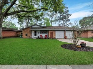 5021 De Lange Ln, Houston, TX 77092