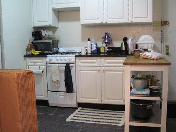 5th image of 40 Macdougal St APT 14