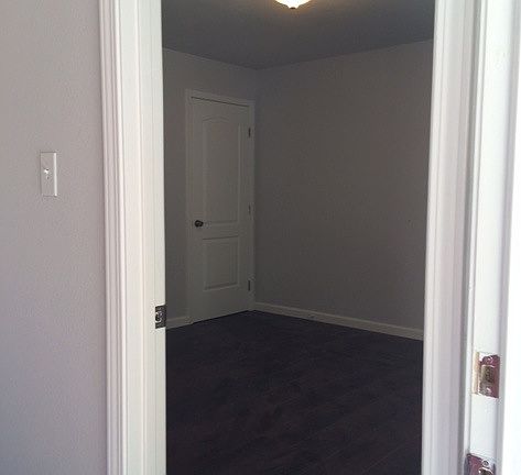 4th image of 905 Stambaugh St