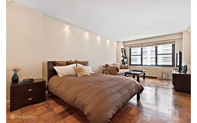 Sold by Douglas Elliman | media 2