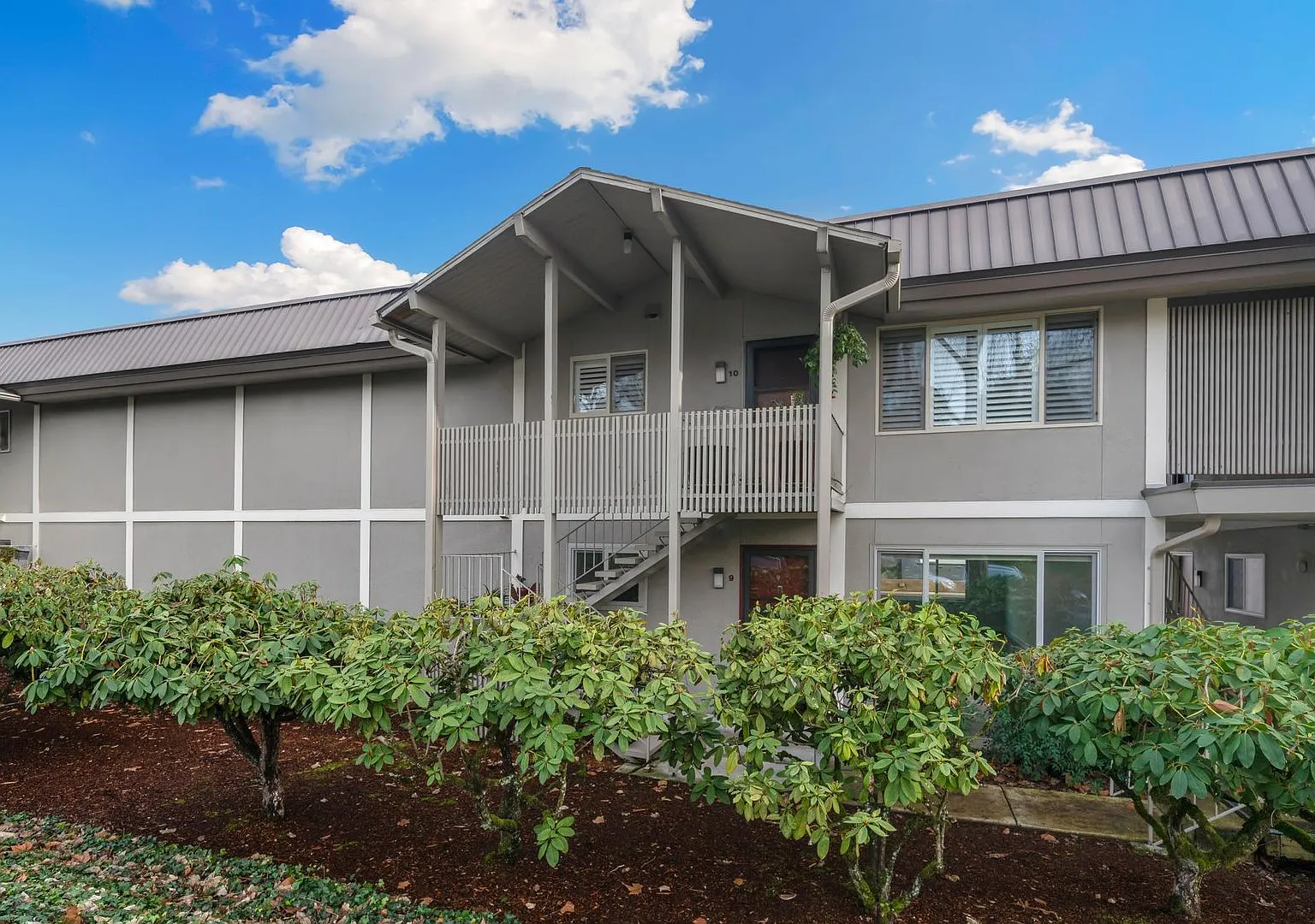750 1st Street Unit A9 Lake Oswego, OR 97034 — Photo 1