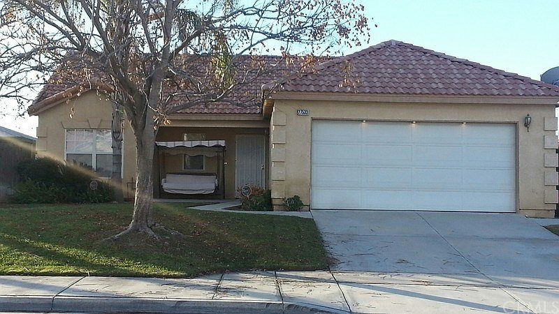 1st image of 27533 Sutherland Dr