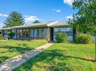 1B Yorkshire Ct, Manchester, NJ 08759