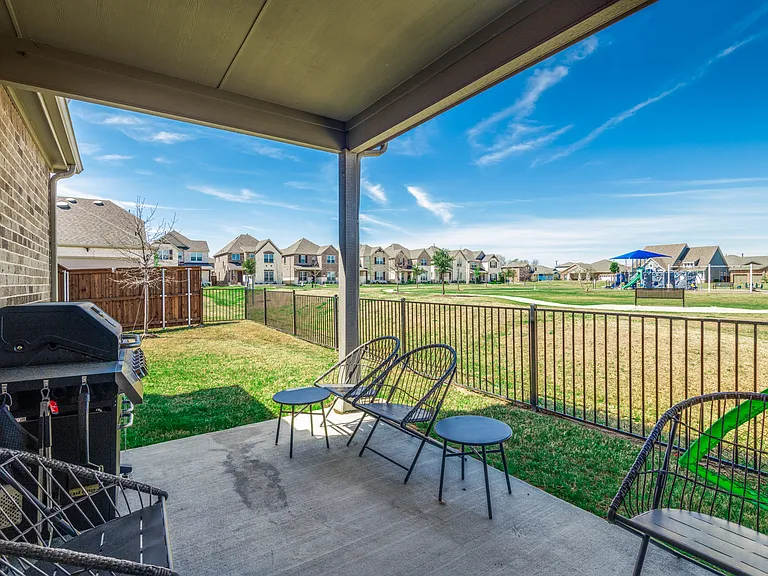 8715 Royal Star Rd — Photo 31