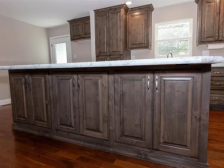 1341 Meadow Dr — Photo 4