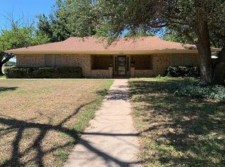 1401 Scenic Dr, Graham, TX 76450
