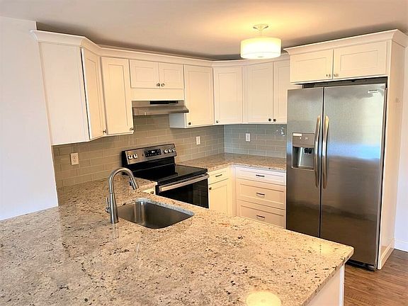 2nd image of 1321 Worcester Rd APT 607