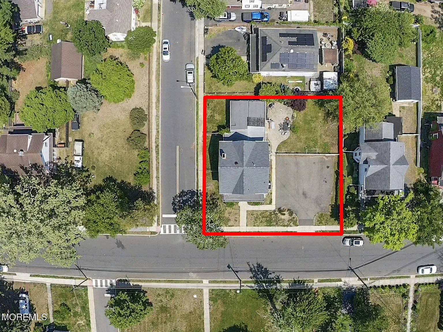 3 bed, 2760 sqft, $2,950 — Photo 3