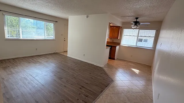 Building Photo - 755 Carro Dr