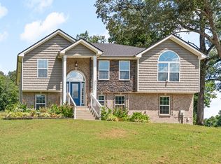 3771 Chapel Hill Rd, Clarksville, TN 37040