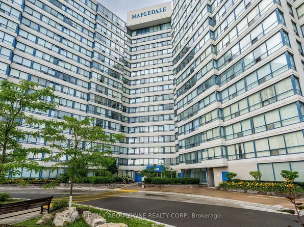 3050 Ellesmere Rd, Toronto, ON