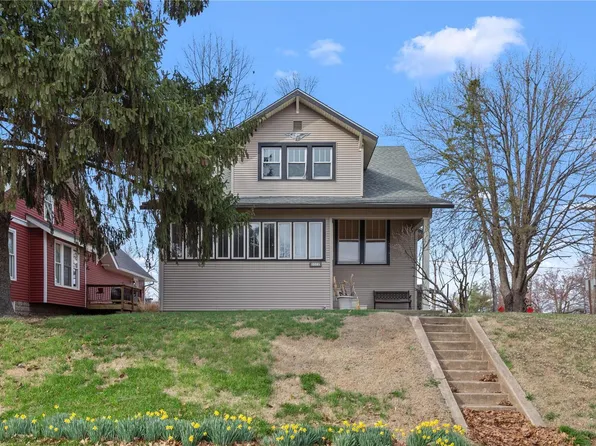 3322 Jackson St, Alton, IL 62002