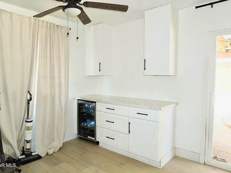 2301 Mono St — Photo 7